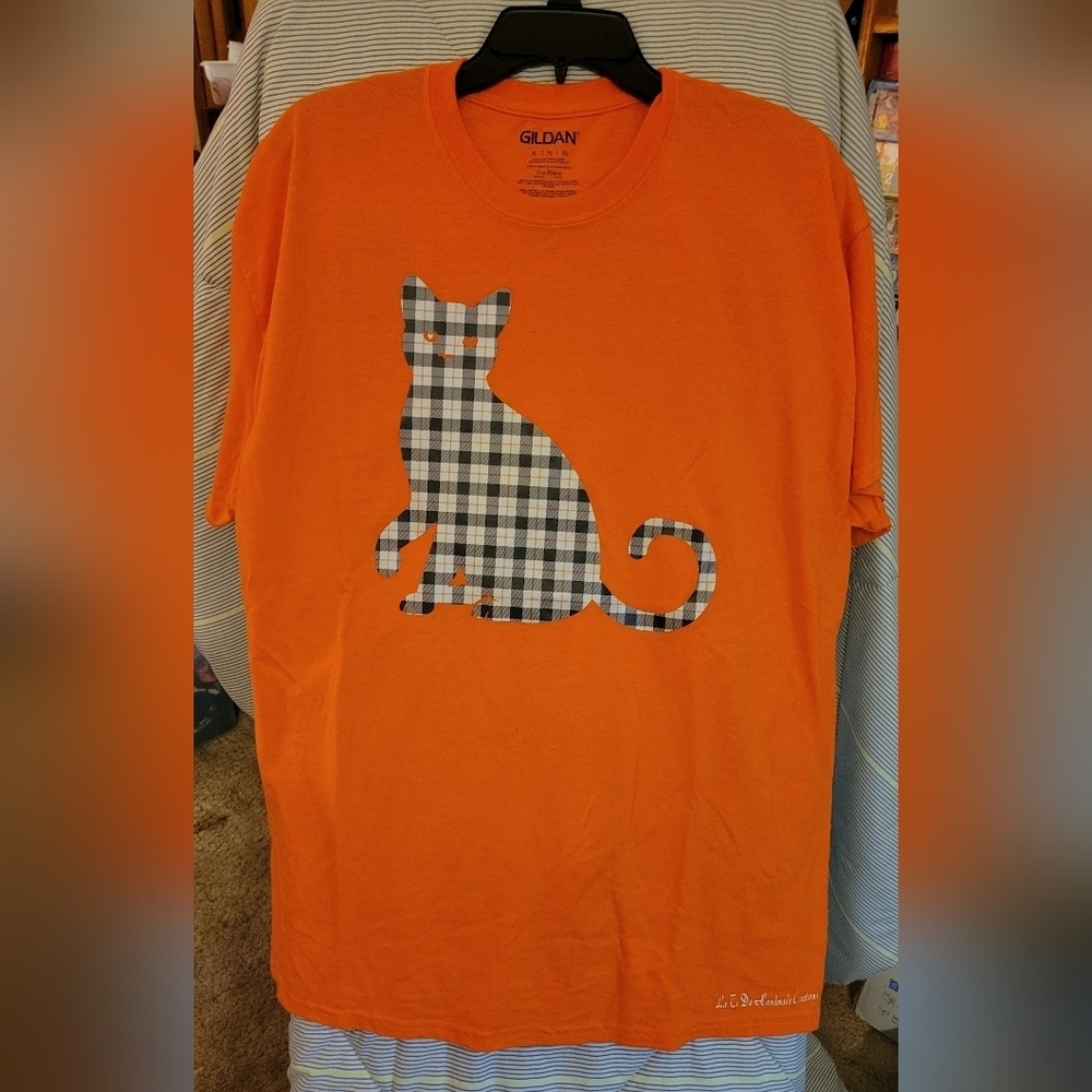La Ti Da Handmade Creations Tee XL Plaid Cat